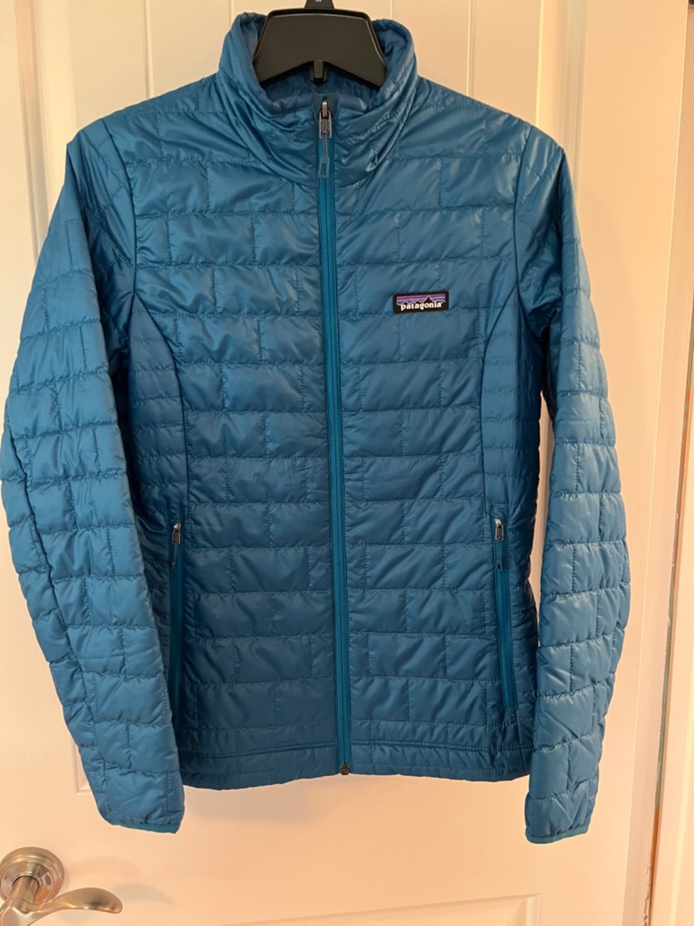 Patagonia Women's Blue Quilted Lightweight Puffer Jacket
